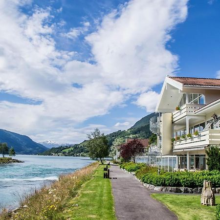 Hotel Loenfjord Loen Ngoại thất bức ảnh