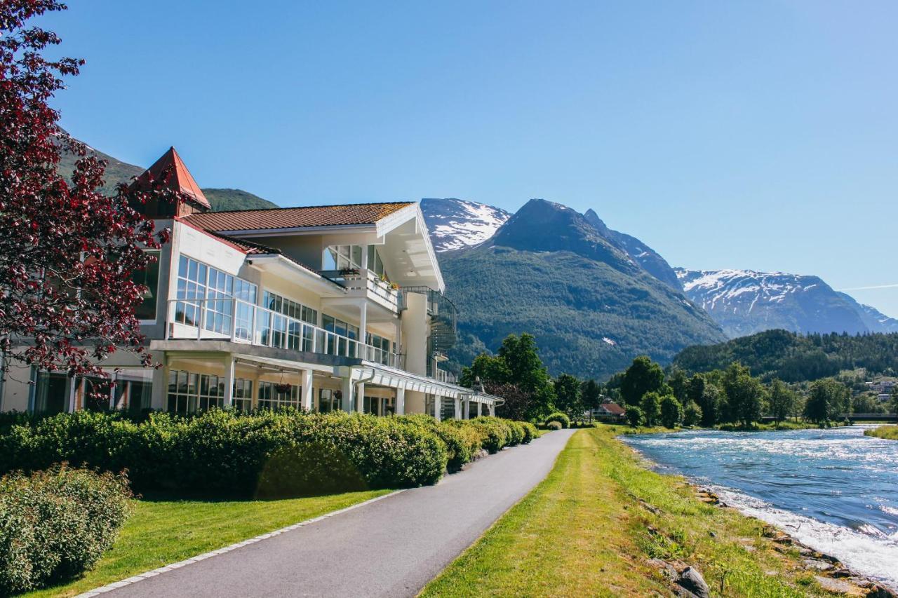 Hotel Loenfjord Loen Ngoại thất bức ảnh
