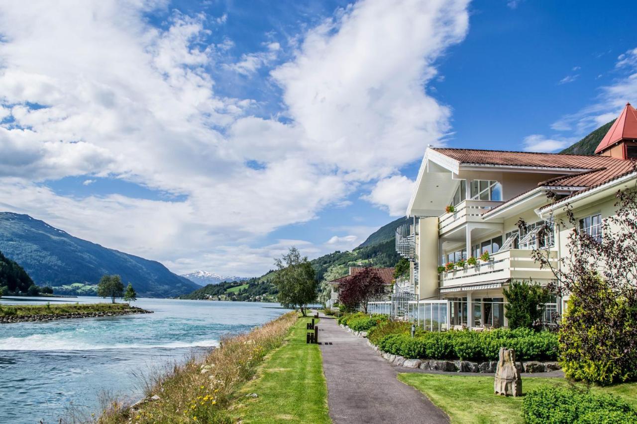 Hotel Loenfjord Loen Ngoại thất bức ảnh