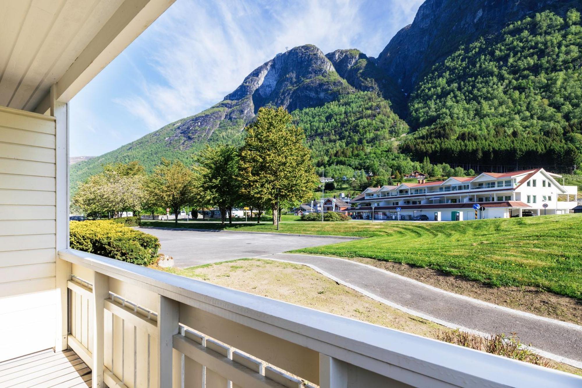 Hotel Loenfjord Loen Ngoại thất bức ảnh