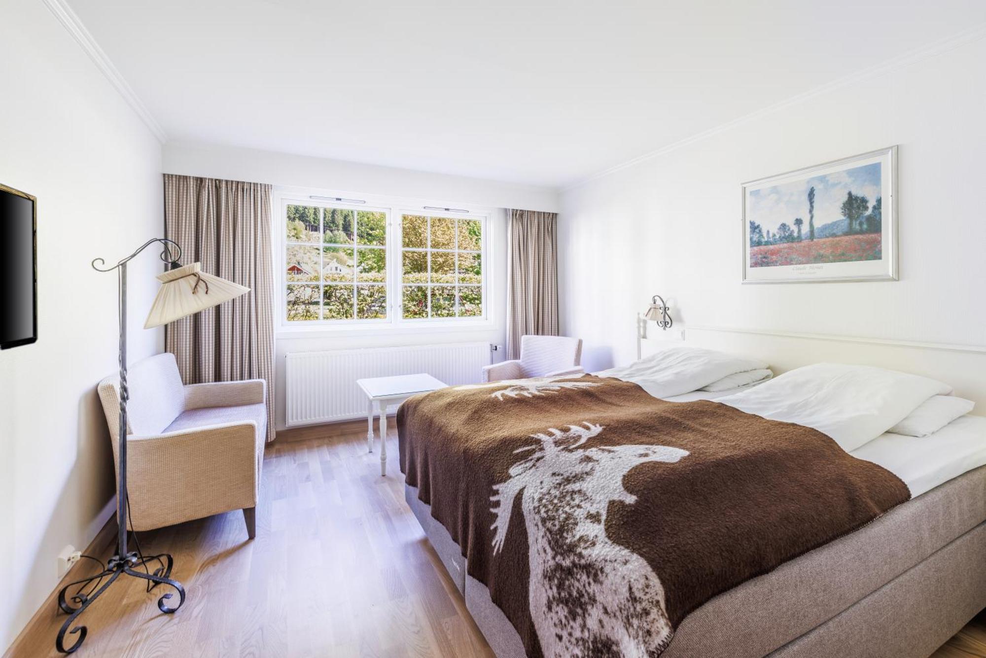 Hotel Loenfjord Loen Ngoại thất bức ảnh